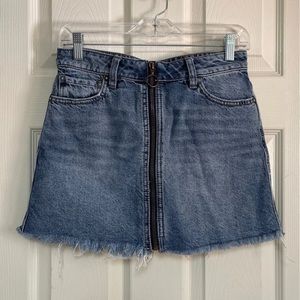 We the free Cute denim mini skirt. Size 26. See pictures!